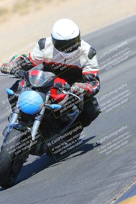 media/Mar-24-2025-Moto Forza (Mon) [[57ce5c5cff]]/3-Beginner Group/Session 3 (Turn 6 Inside)/